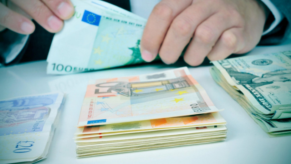 Kurs dinara iznosi danas 117,3006 za evro