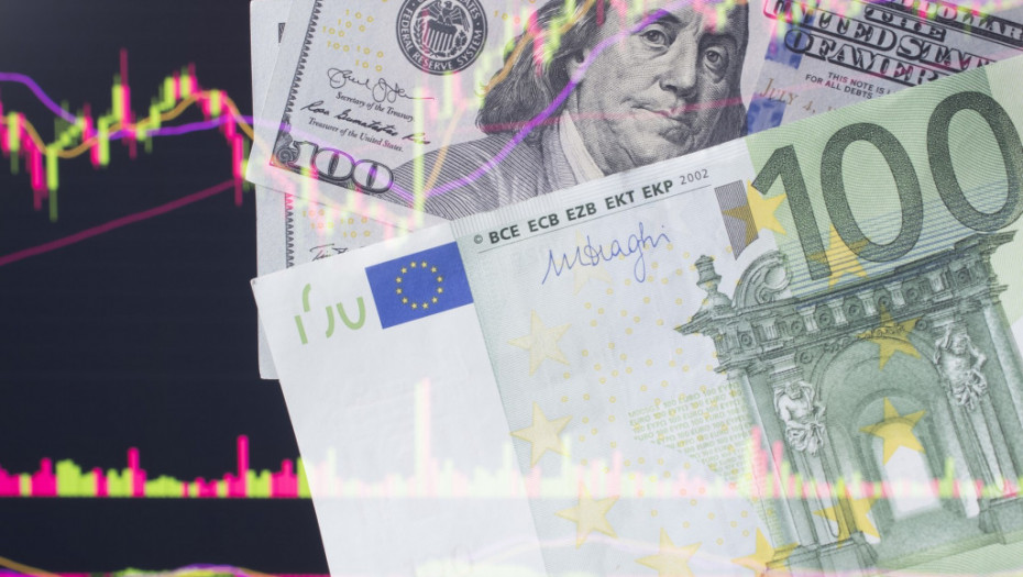 Rast dolara zastao, evro se oporavlja od noćašnjeg nokauta