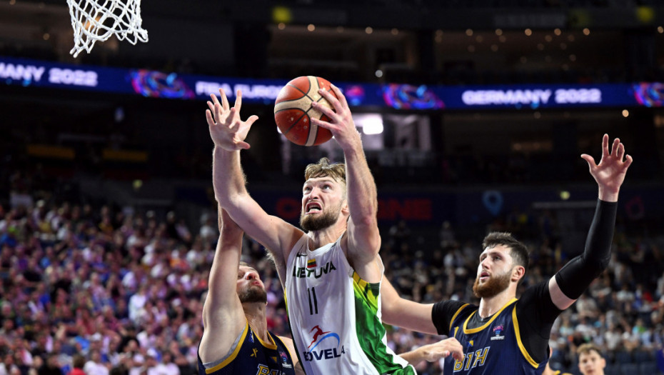 Sabonis ostaje u Sakramentu, Kingsi "odrešili kesu": Litvanac i Vezenkov napadaju prsten