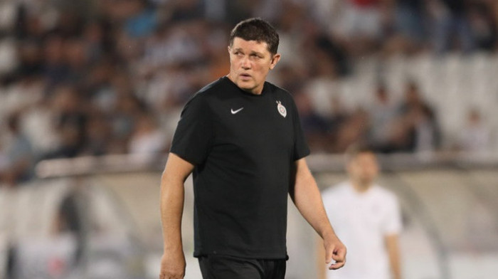 Petrić poveo 32 fudbalera u Belek: Partizan krenuo na pripreme
