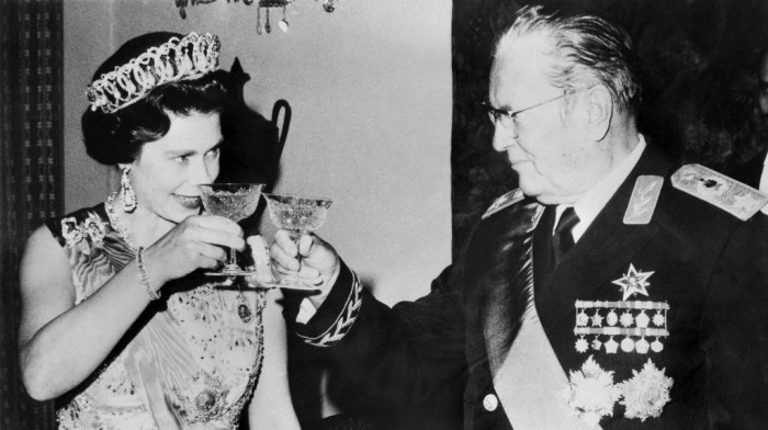 Elizabeta II u društvu Tita i Jovanke: Kako je izgledala poseta britanske kraljice Beogradu pre pola veka