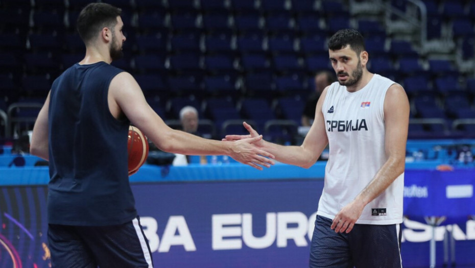 Vredni "orlovi": Košarkaši Srbije odradili prvi trening u Berlinu
