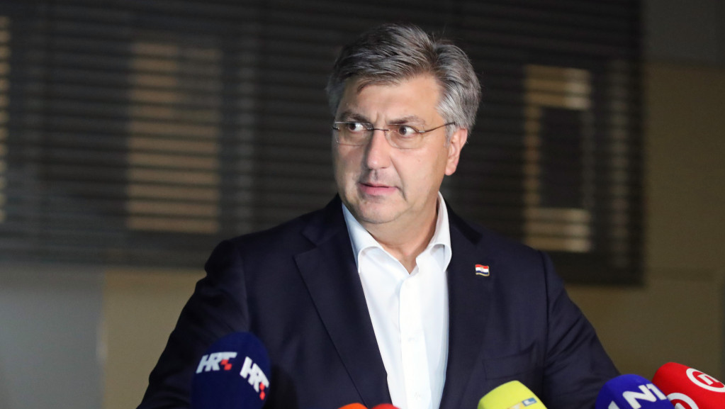 Plenković: Ne može Srbija da sedi na dve stolice, a mi da budemo šta - korisne budale?