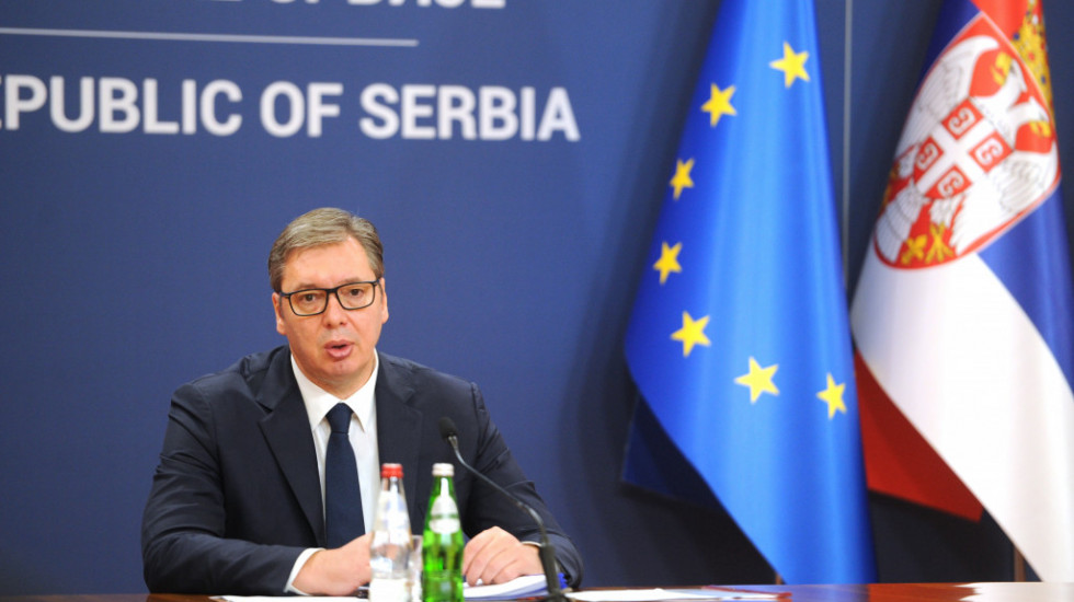 Vučić: Nadam se poseti Makrona 2023, skup u Pragu je prilika da se čuju predlozi sa različitih delova Evrope