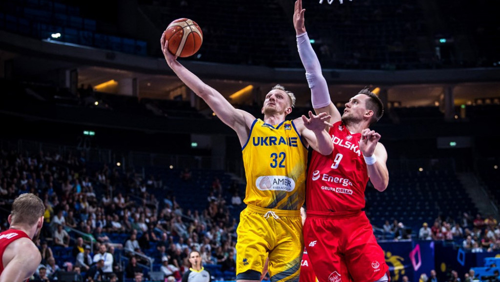 Košarkaši Poljske eliminisali Ukrajinu u osmini finala EP