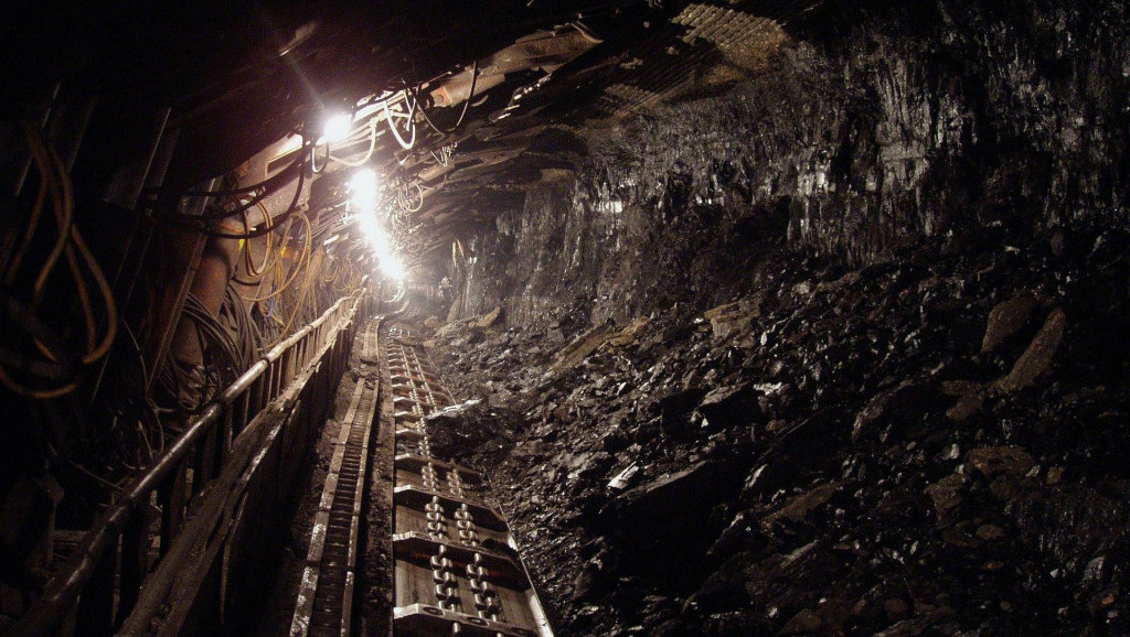 Grupa rudara iz Zenice drugu noć provela u jami zbog neisplaćene zarade za jun