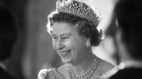Šta će biti sa draguljima kraljice Elizabete II?