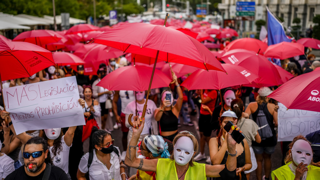 Protest vlasnika španskih seks klubova i radnika protiv zakona o prostituciji