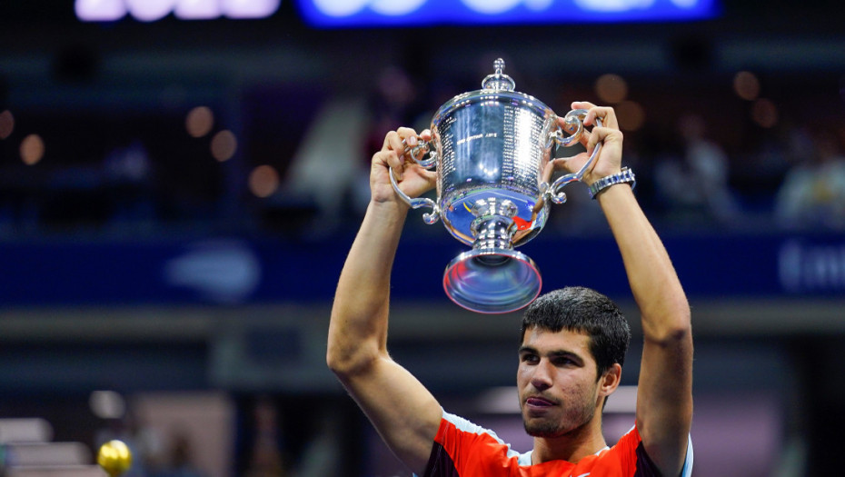 Karlos Alkaraz srušio rekord Lejtona Hjuita: Postao najmlađi igrač koji će godinu završiti na čelu ATP liste