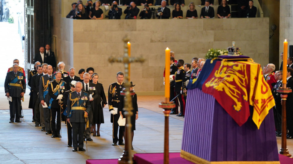 Sva unučad kraljice Elizabete Druge prisustvovaće bdenju u Vestminsterskoj dvorani