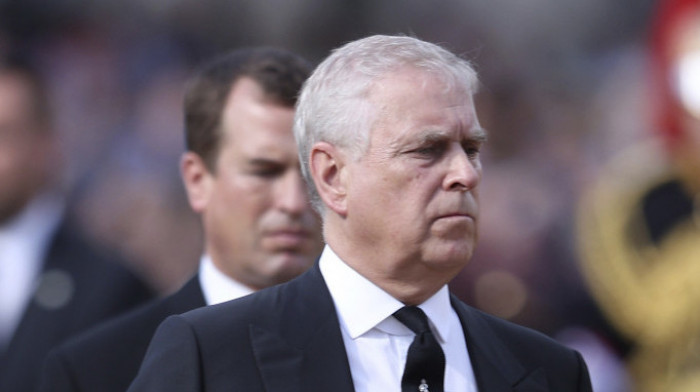 Vlasti u Severnoj Irskoj primenuju ulice nazvane po bivšem britanskom princu Endruu