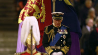 Kralj Čarls Treći i ostala deca kraljice održali bdenje nad njenim odrom