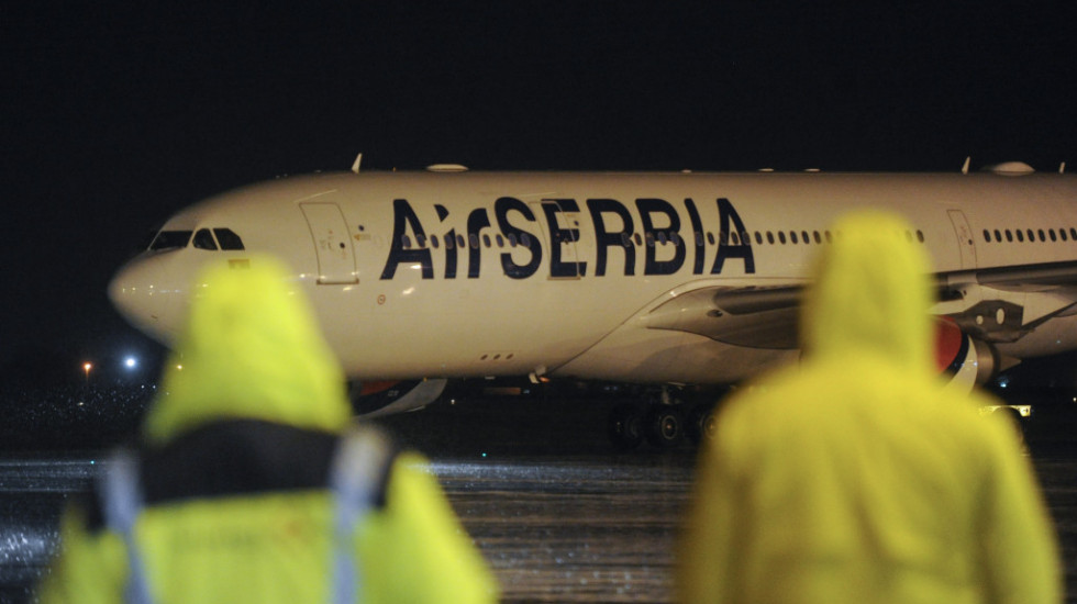 Otkazani letovi, a pojedini preusmereni: Nevreme napravilo probleme na beogradskom aerodromu