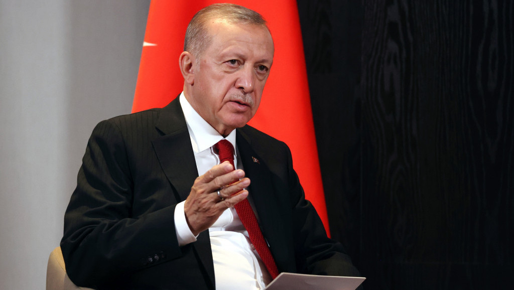 Erdogan: Želimo da organizujemo susret Putina i Zelenskog