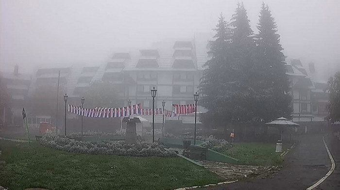 Pao prvi sneg u Srbiji: Posle septembarskih pahulja u regionu, zabelelo se i na Kopaoniku