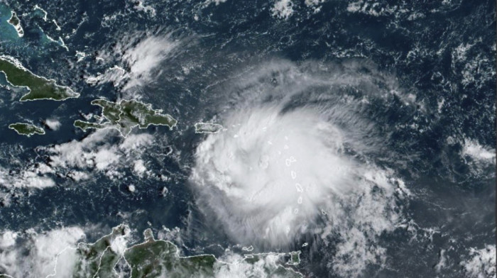Bajden proglasio vanredno stanje u Portoriku zbog tropske oluje
