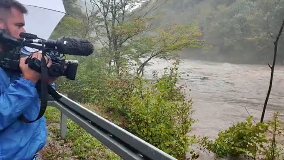 Nove poplave u Hrvatskoj, reka Kupa se izlila, voda ušla u domaćinstva