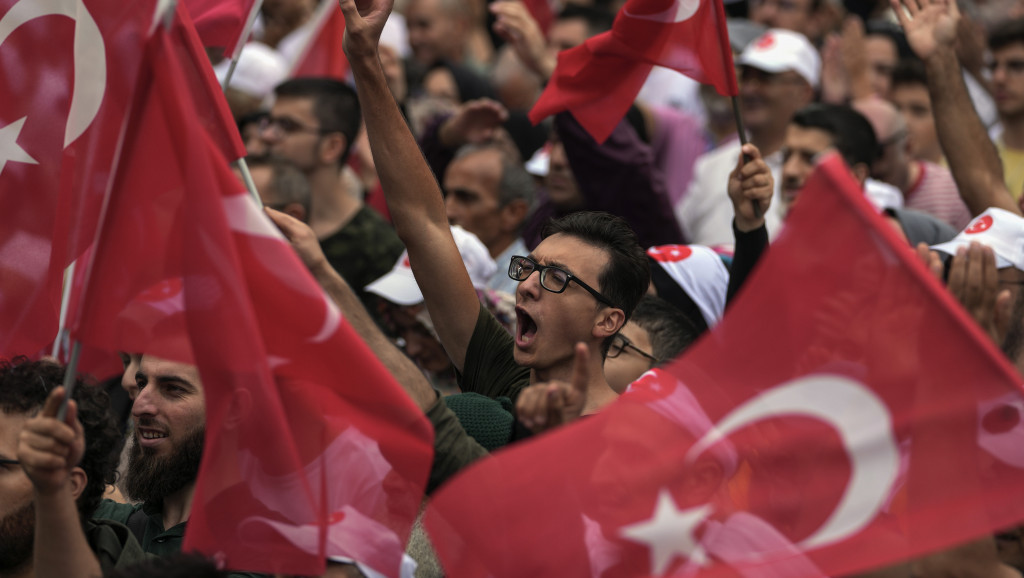 U Istanbulu održane demonstracije protiv promocije LGBT grupa