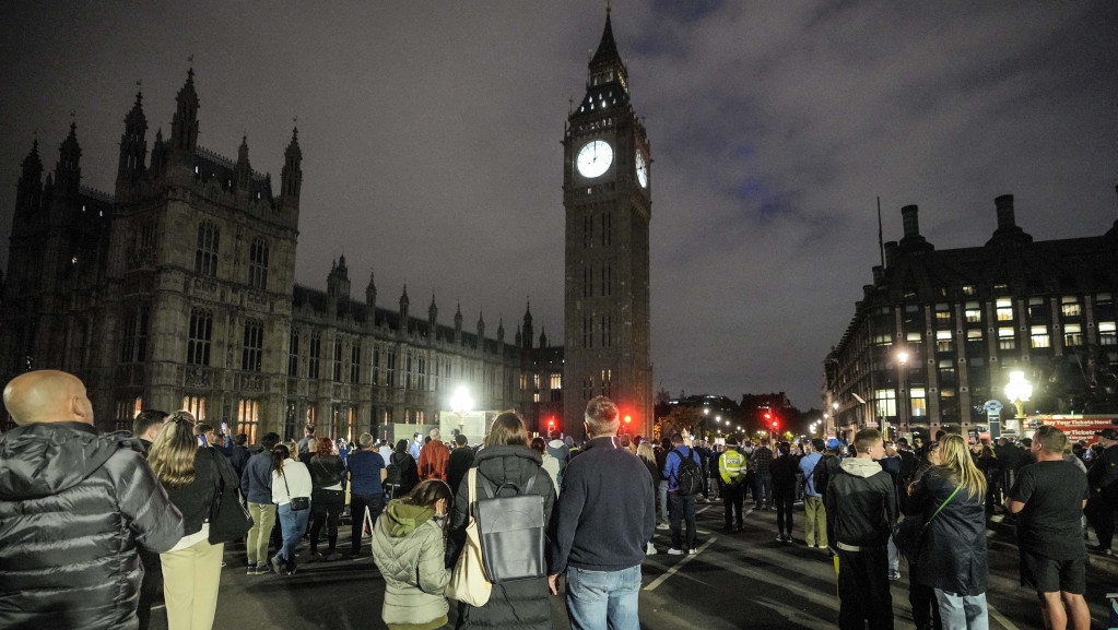 Big Ben nije označio početak i kraj minuta ćutanja u čast pokojne kraljice Elizabete II, pokrenuta istraga