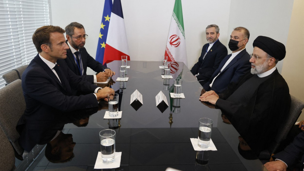 Makron sa predsednikom Irana o nuklearnom sporazumu: Lopta je na terenu Teherana