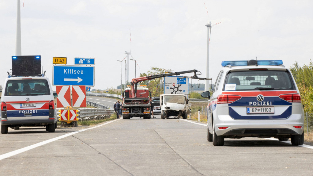 Survao se autobus u Austriji, 24 osobe povređene