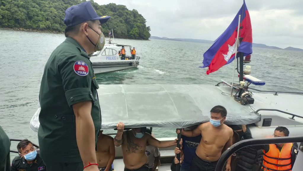 Kambodža: Spasioci i dalje traže 10 Kineza posle potonuća čamca