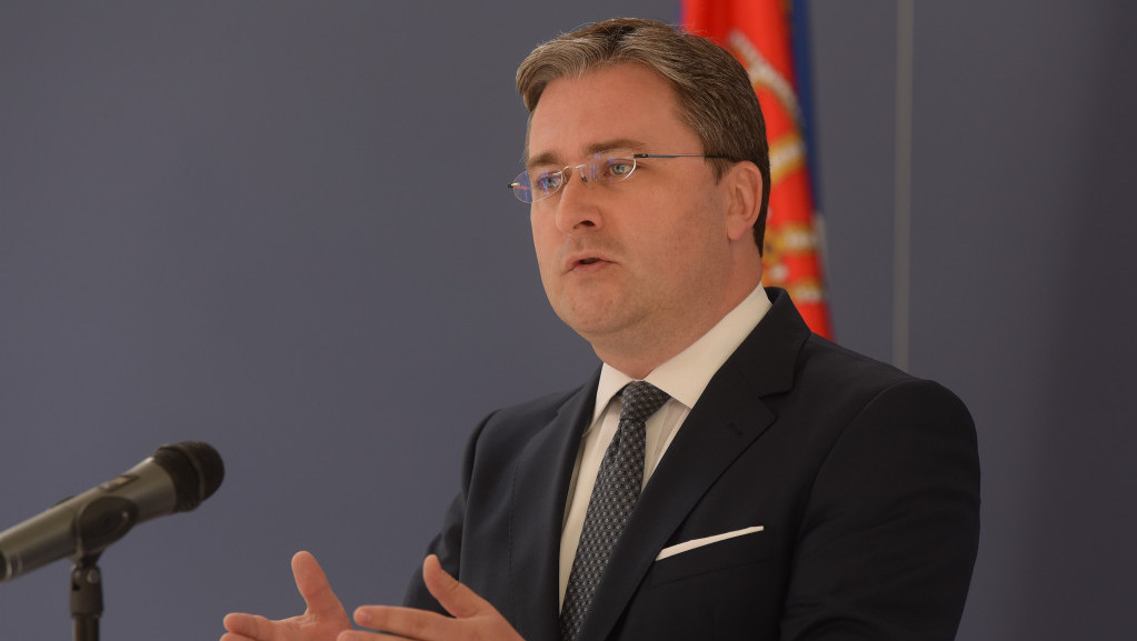 Selaković odgovara Grlić Radmanu: Hrvatska izašla iz okvira politike EU