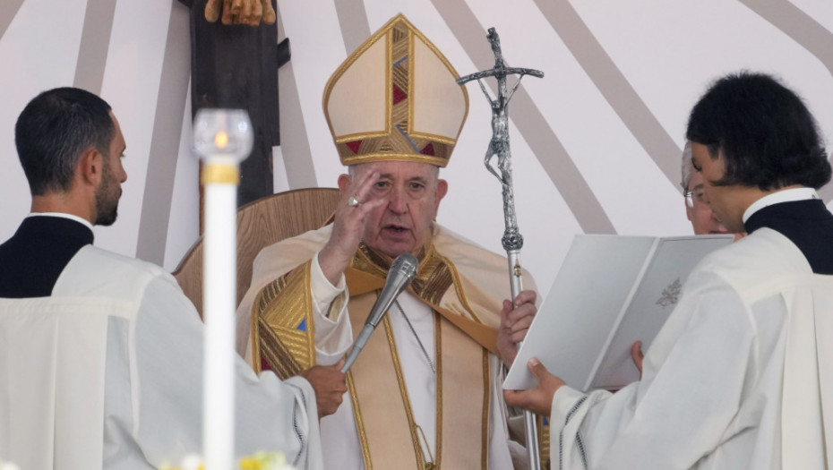 Papa ignorisao izbore u Italiji, građane pozvao da imaju više dece