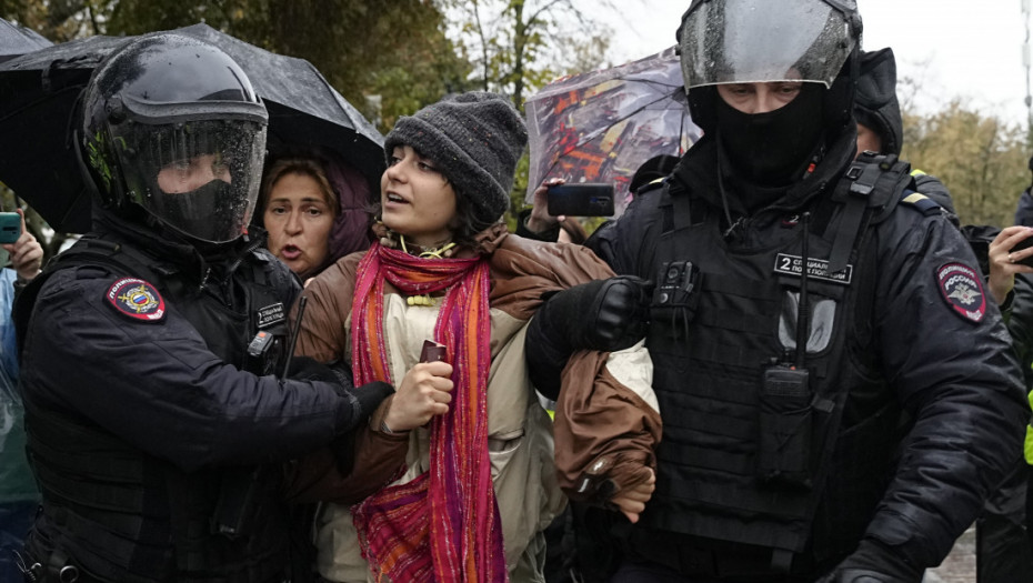 "Ne ratu": Protesti protiv mobilizacije u Dagestanu, sukobi policije i demonstranata