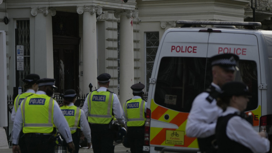 Neredi ispred ambasade Irana u Londonu, uhapšeno petoro demonstranata