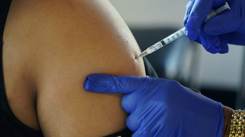 Slovačka donirala Srbiji 320.000 bivalentnih Fajzerovih vakcina protiv kovida 19