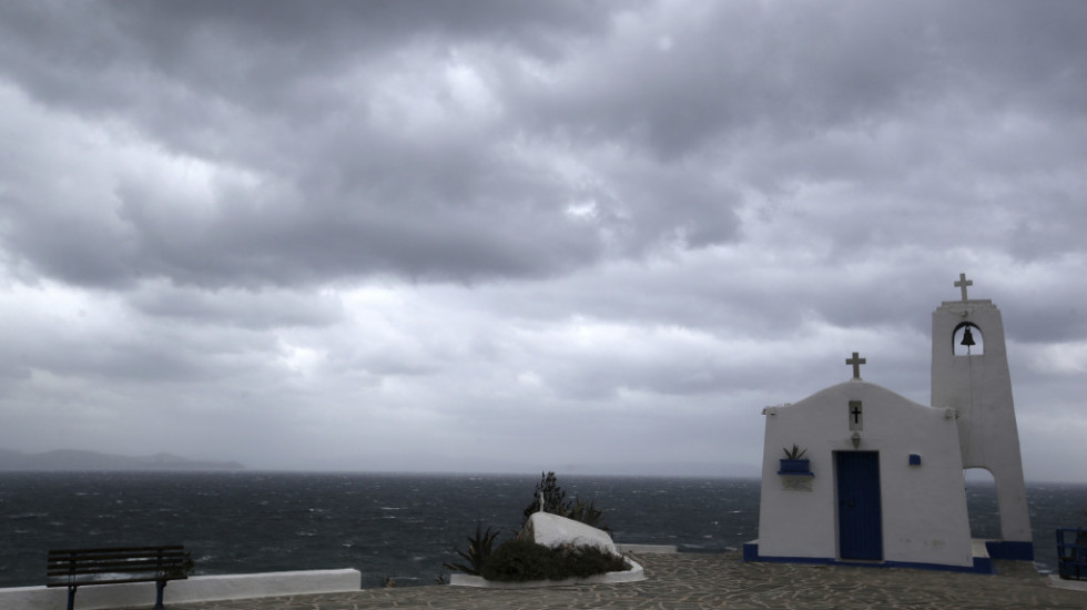 Oluja Bogdan stiže u Grčku: Najugroženiji Krf, moguća pojava tornada