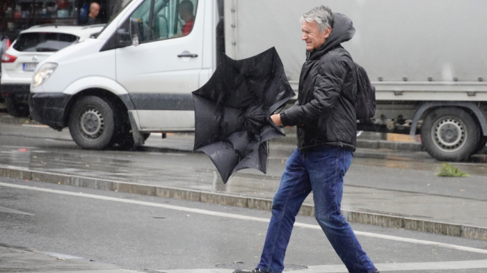 Crveni meteoalarm na području Banata: Jak olujni vetar orkanske jačine