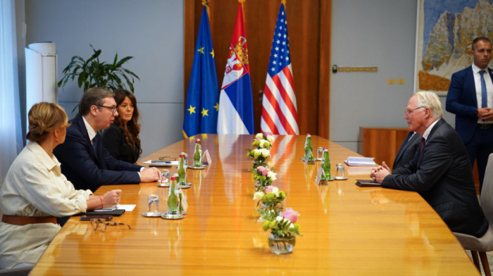Aleksandar Vučić s ambasadorom SAD: Razgovori o bilateralnim odnosima i problemima Zapadnog Balkana
