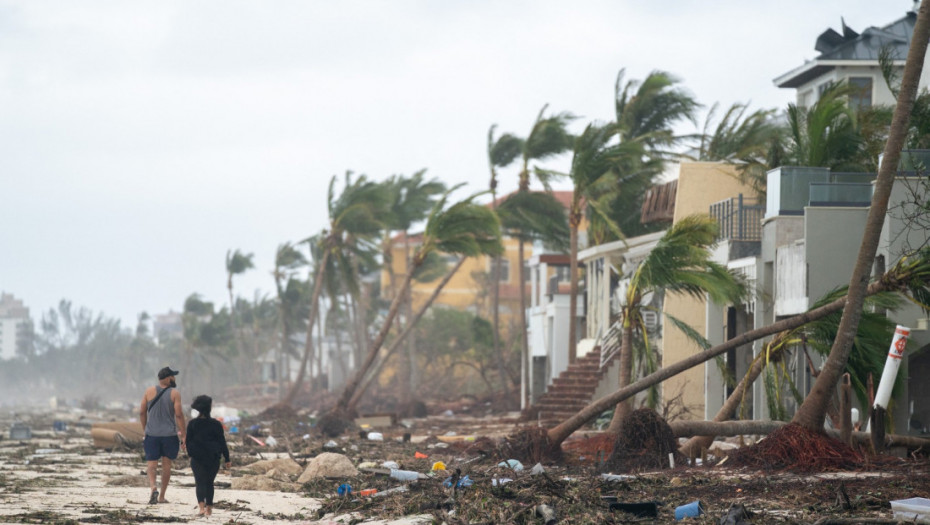 Uragan Ijan ojačao nakon što je opustošio Floridu: Vanredno stanje u Južnoj Karolini, očekuju se poplave i tornado