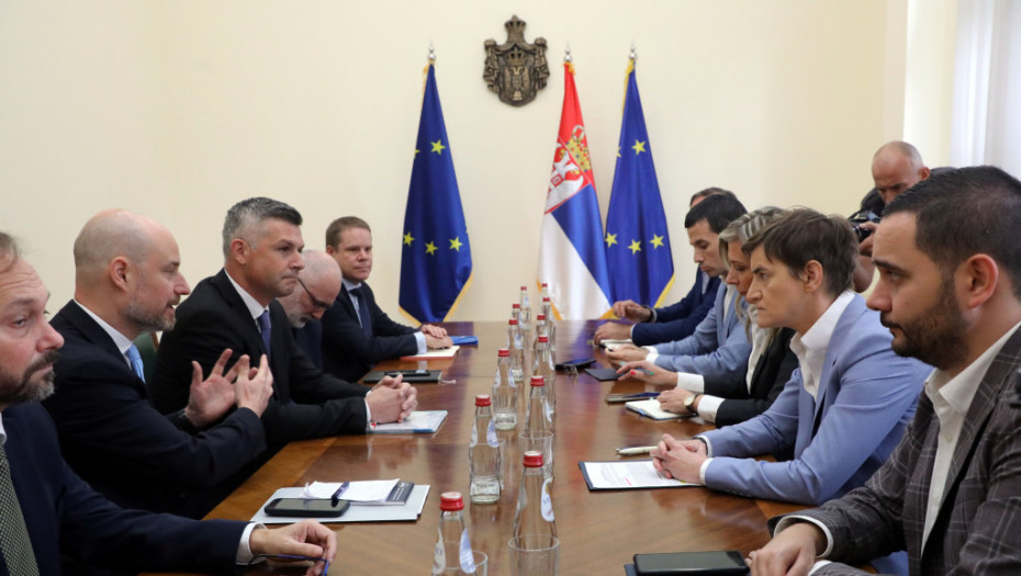 Brnabić posle sastanka sa Bilčikom: Srbija čvrsto stoji na evropskom putu