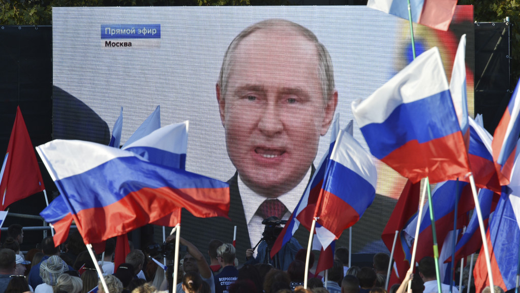 Govor Putina na Crvenom trgu: Uradićemo sve da ojačamo bezbednost u četiri regiona