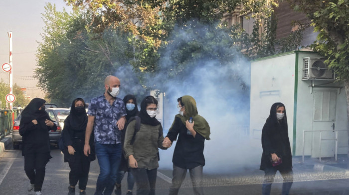 Protesti studenata na univerzitetima širom Irana