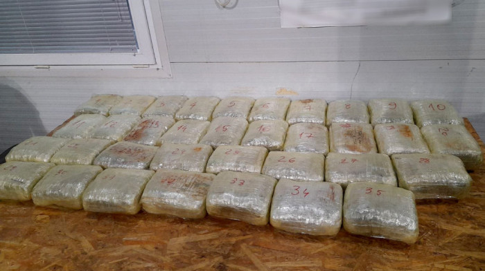Na Batrovcima zaplenjeno 37 kilograma marihuane, uhapšena dva Crnogorca