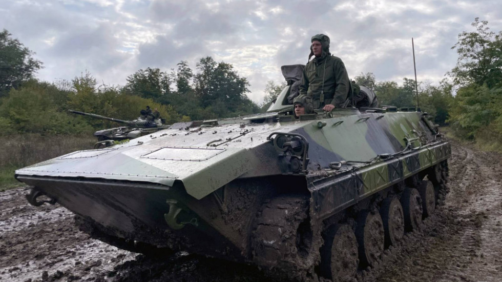 Kadeti Vojske Srbije prošli obuke za upravljanje oklopnim borbenim vozilima