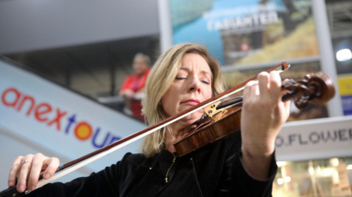 Koncert violinistkinje Elizabet Pitkern: Violina "za Oskara" stiže u Kolarac