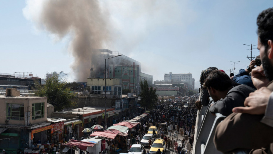 Dve osobe poginule, 18 ranjeno u eksploziji u džamiji u Kabulu