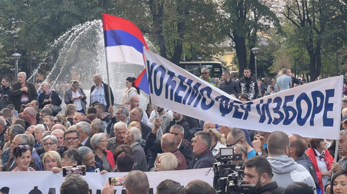 Protestna šetnja u Banjaluci, opozicija zahteva novo brojanje glasova u Republici Srpskoj