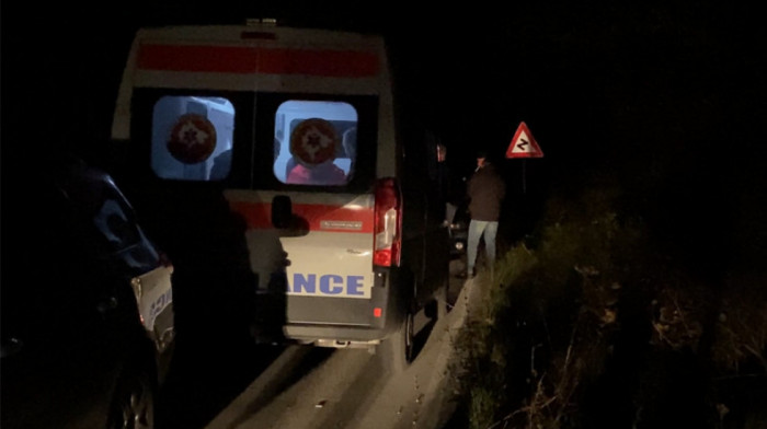 Automobil sleteo u kanjon Tare: Policija saopštila da je poginula majka, traga se za dvoje dece
