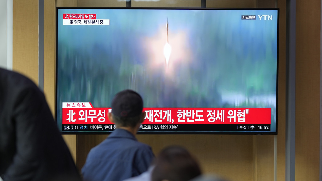 Seul: Severna Koreja ispalila oko 130 artiljerijskih granata u more