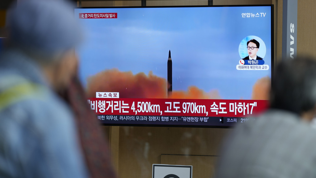 Severna Koreja: Najnovije lansiranje raketa predstavljalo test taktičkog nuklearnog oružja