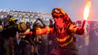 Protest na ulicama Madrida: Vatrogasci koji se bore protiv sezonskih požara zahtevaju stalni posao