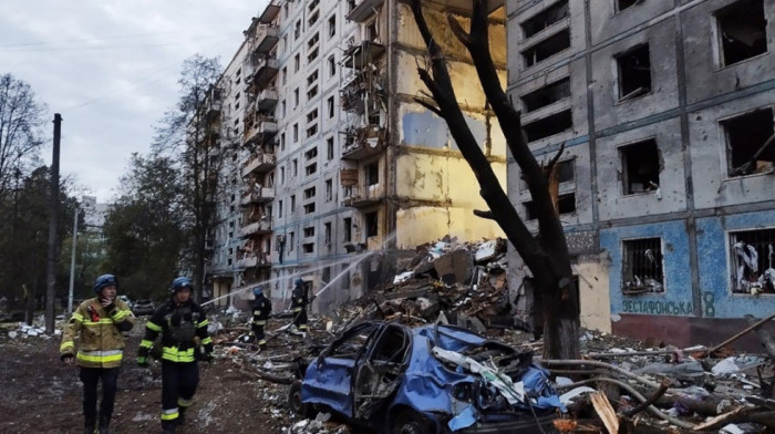 Najmanje 17 stradalih u granatiranju stambenih zgrada u Zaporožju: "Sve je letelo, a ja sam vrištala"