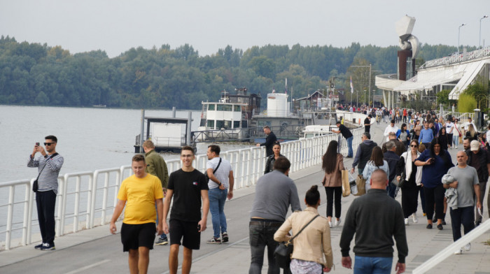 Oblačno i slaba kiša: Temperatura danas do 20 stepeni, ali se vraća Miholjsko leto