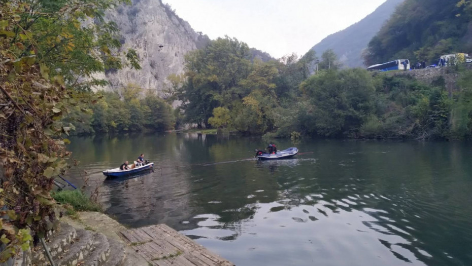 Telo starijeg muškarca izvučeno iz vode u Ovčar Banji